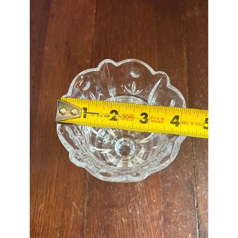 Block Hand Crafted 24% Full Lead Crystal Footed Vase Scalloped Rim 7 Inch